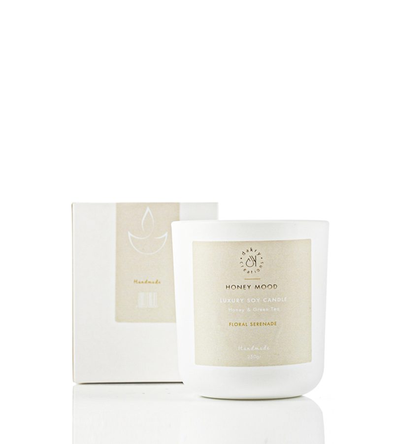 Dakry Honey & Green Tea soy candle