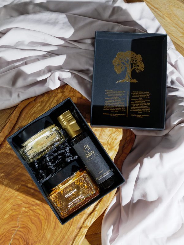 The Greek Essence travel gift box by Dakry Olive